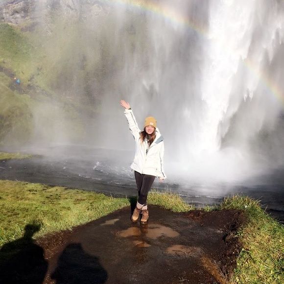 Meet your Posher, Taylor - Picture 1 of 1